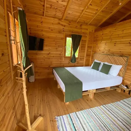 Bed & Breakfast Gel Goer Ahsap *