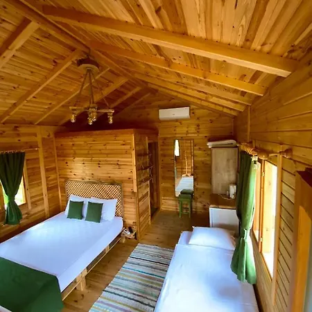 Bed & Breakfast Gel Goer Ahsap *